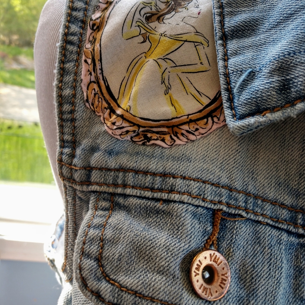 Disney princess denim vest custom embellished - Picture 3 of 4